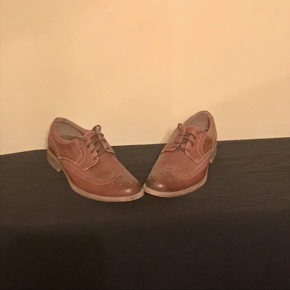 Dockers Brown Wingtip Dress Shoes